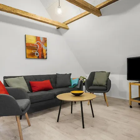 2 Bedroom Gorgeous In Ulfborg