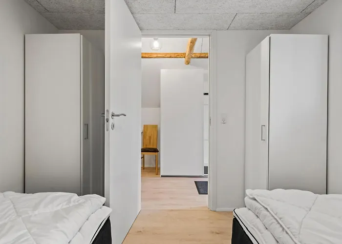 2 Bedroom Gorgeous In Appartement