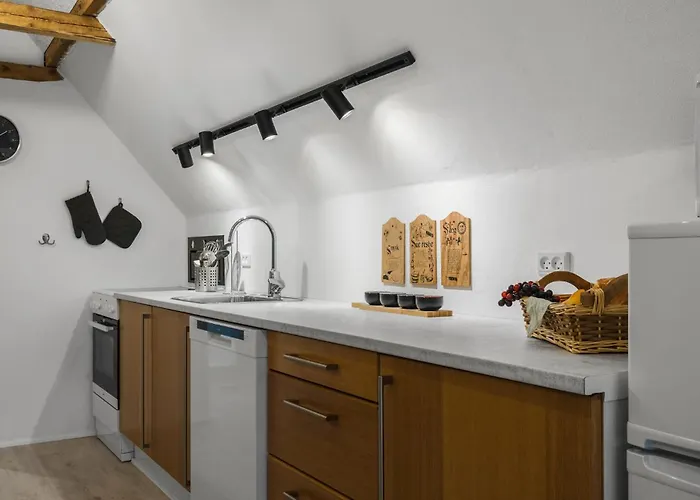 2 Bedroom Gorgeous In